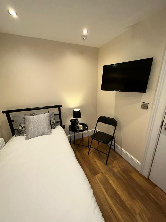 Cosy Single Room Edinburgh Bagian luar foto